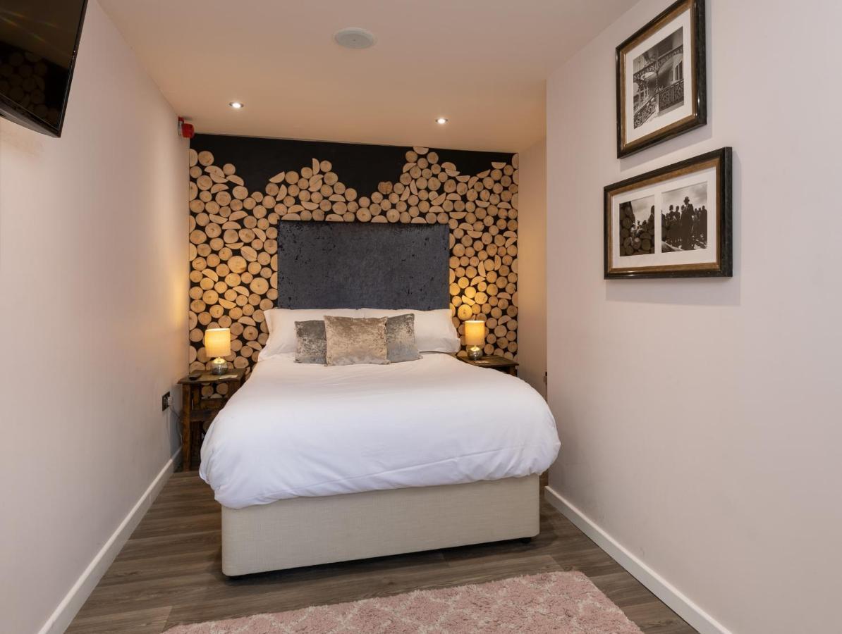 The Stable Suite At York Racecourse Eksteriør billede